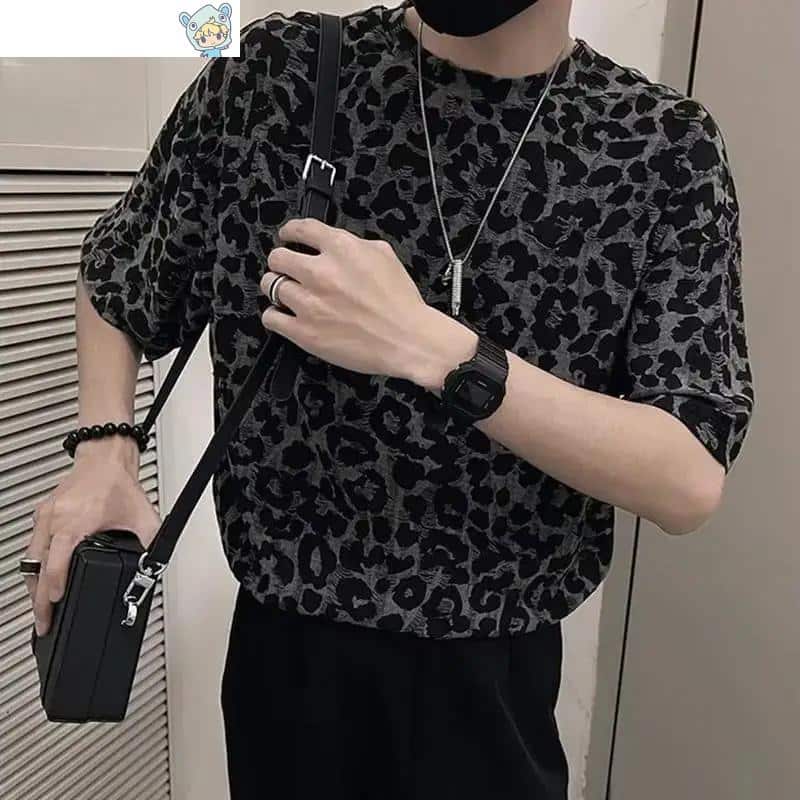 1051380476