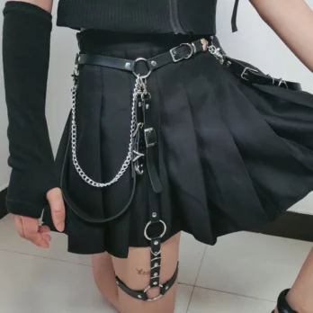 Leder-Gurt mit Nieten-Dekor und verstellbarem Harness 7 3896592076
