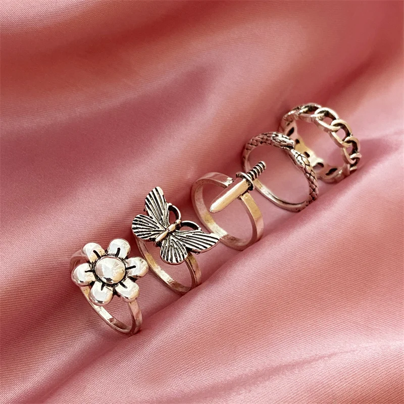 Punk Gothic Herz Ring Set Schwarz Würfel Spaten Ass Silber Retro Strass Charme Finger Schmuck 51 3976108085