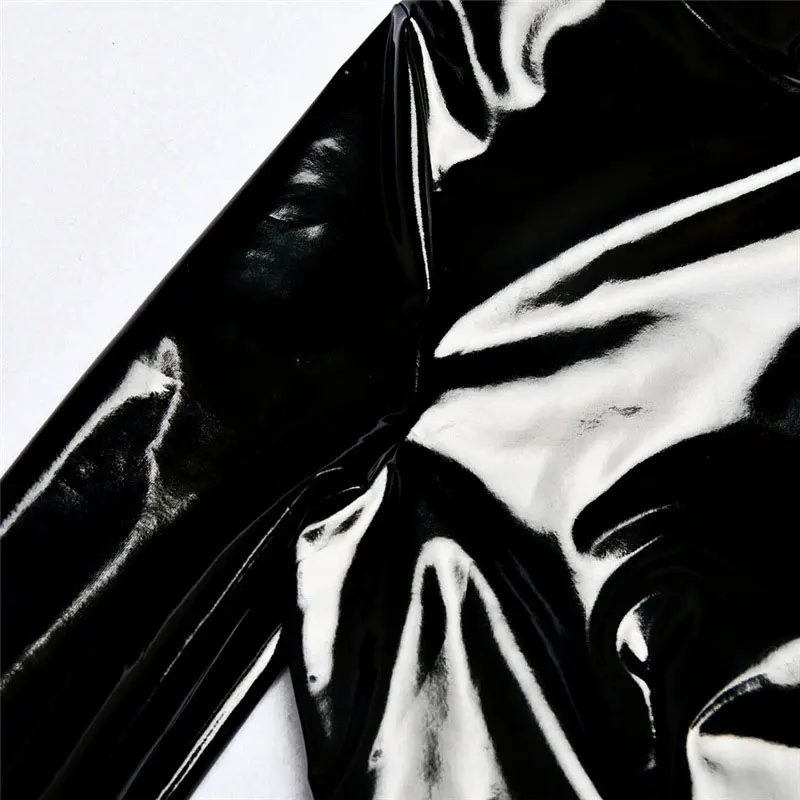 Shiny PVC Bodysuit mit langen Ärmeln und hohem Beinschnitt 5 4228334572