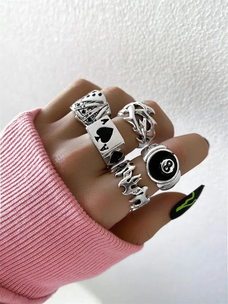 Punk Gothic Herz Ring Set Schwarz Würfel Spaten Ass Silber Retro Strass Charme Finger Schmuck 20 895431996