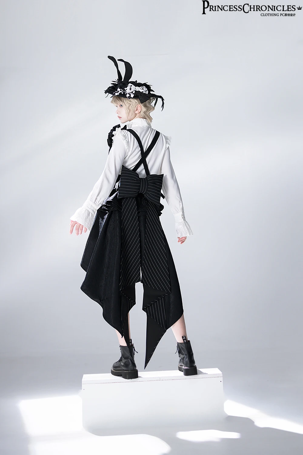 Rabbit Theater Bluse und Shorts Set by Princess Chronicles 47 16678008