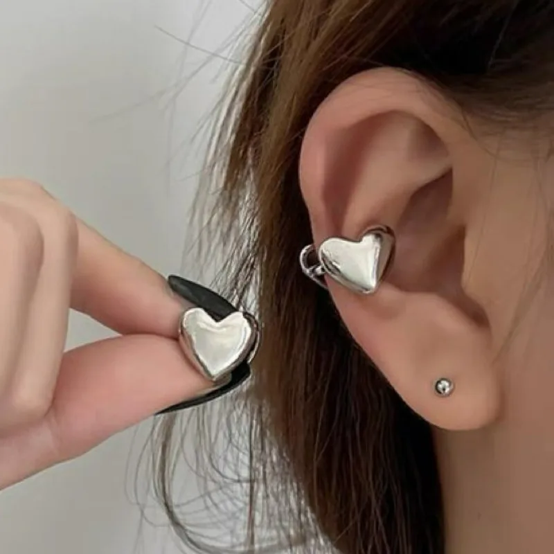 Ins Trendy Love Heart Earrings for Women Simple Silver Color Ear Cuff Clips Fake Piercing Earrings Korean Fashion Jewelry Gifts 1